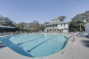 Idyllic Sunset Beach Condo on Golf Course!
